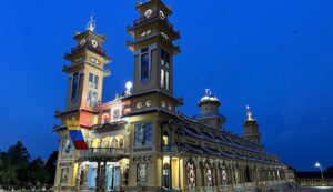 từ Sài Gòn đến Núi Bà Đen bao nhiêu km