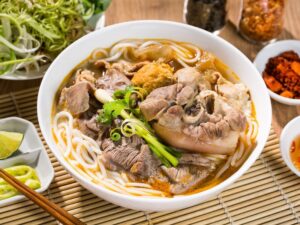 Đến Sài Gòn Nên Ăn Gì
